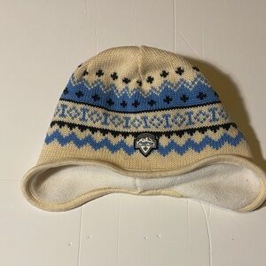 Women’s Blue and Cream Patterned Winter Hat